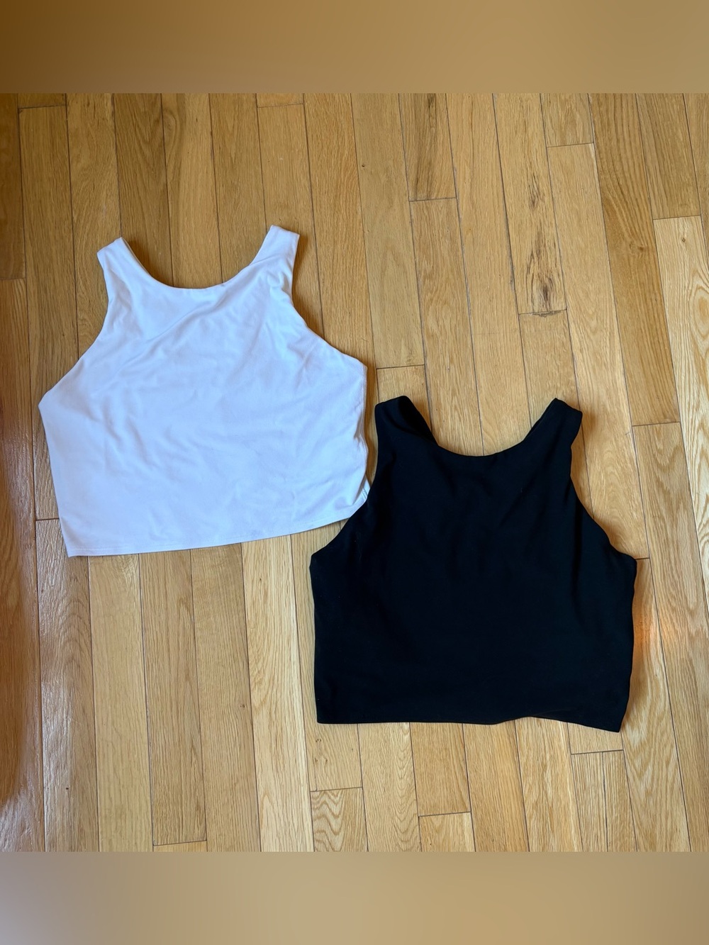 Set of two athleta racer back tank top - Black and White